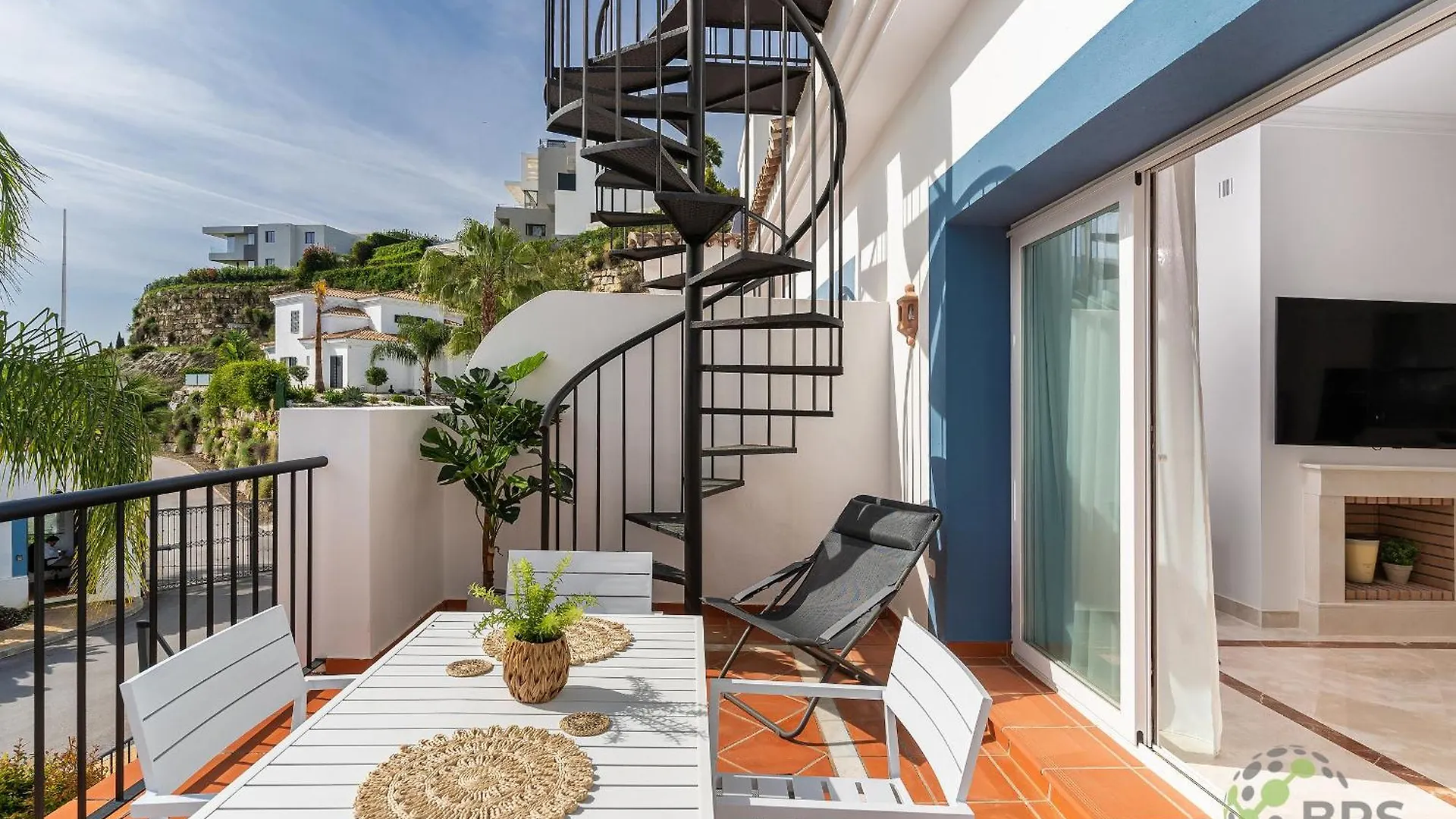 Paraiso Pueblo Penthouse With Incredible Views - 0104 Estepona 0*,  Hiszpania